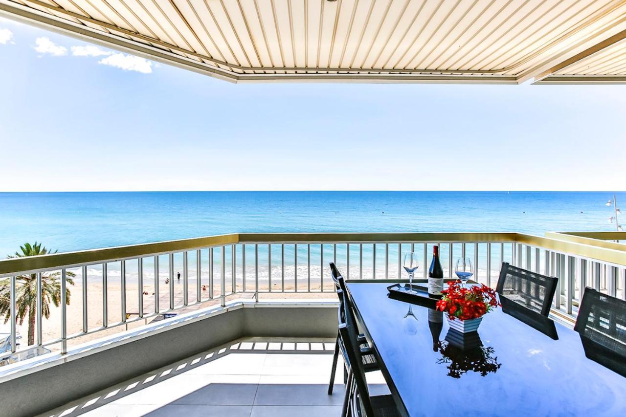 Magnifico Apartamento - Primera Linea De Mar Calafell Exteriör bild