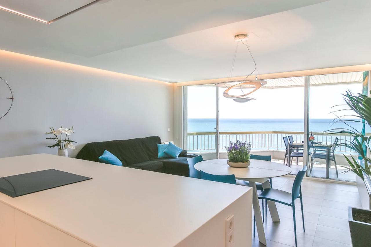 Magnifico Apartamento - Primera Linea De Mar Lägenhet Calafell Exteriör bild